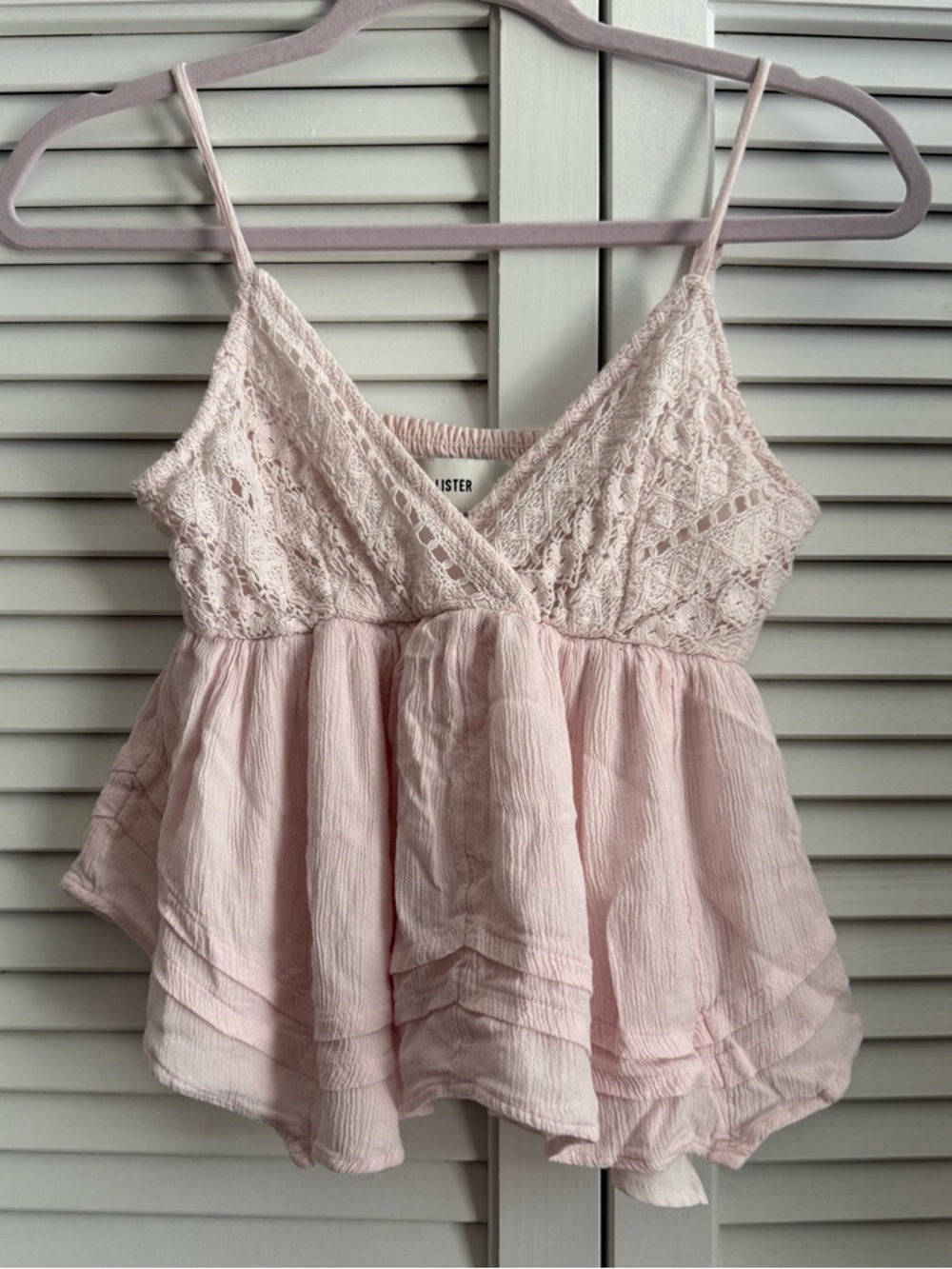Hollister Pale Pink Lace-Front Flowy Camisole